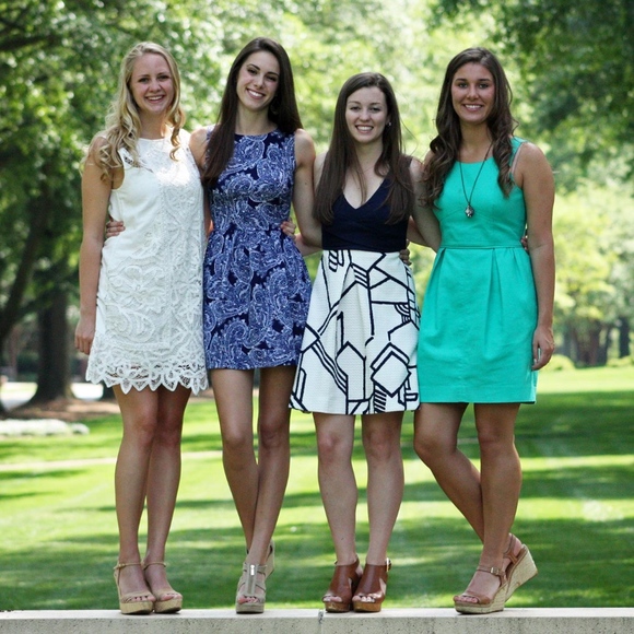 Meet your Posher, Anne - Picture 7 of 8